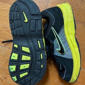 Boys Nike Shoes